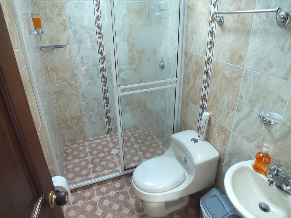 Hostal Casa Paraiso Medellín Extérieur photo