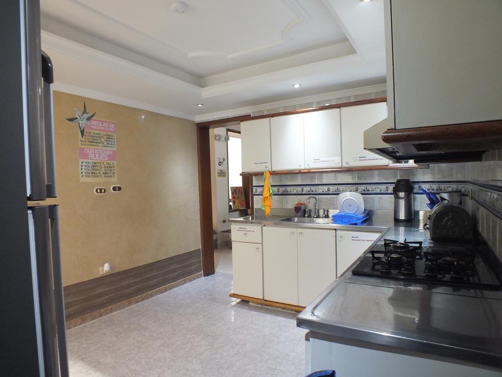 Hostal Casa Paraiso Medellín Extérieur photo