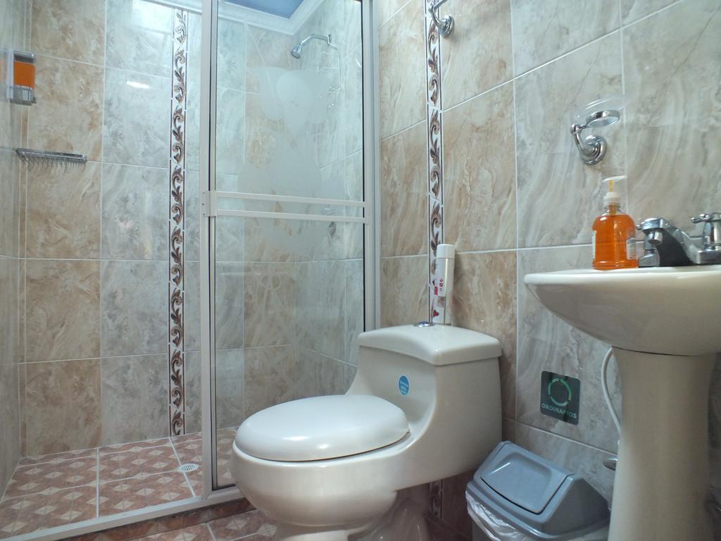 Hostal Casa Paraiso Medellín Extérieur photo