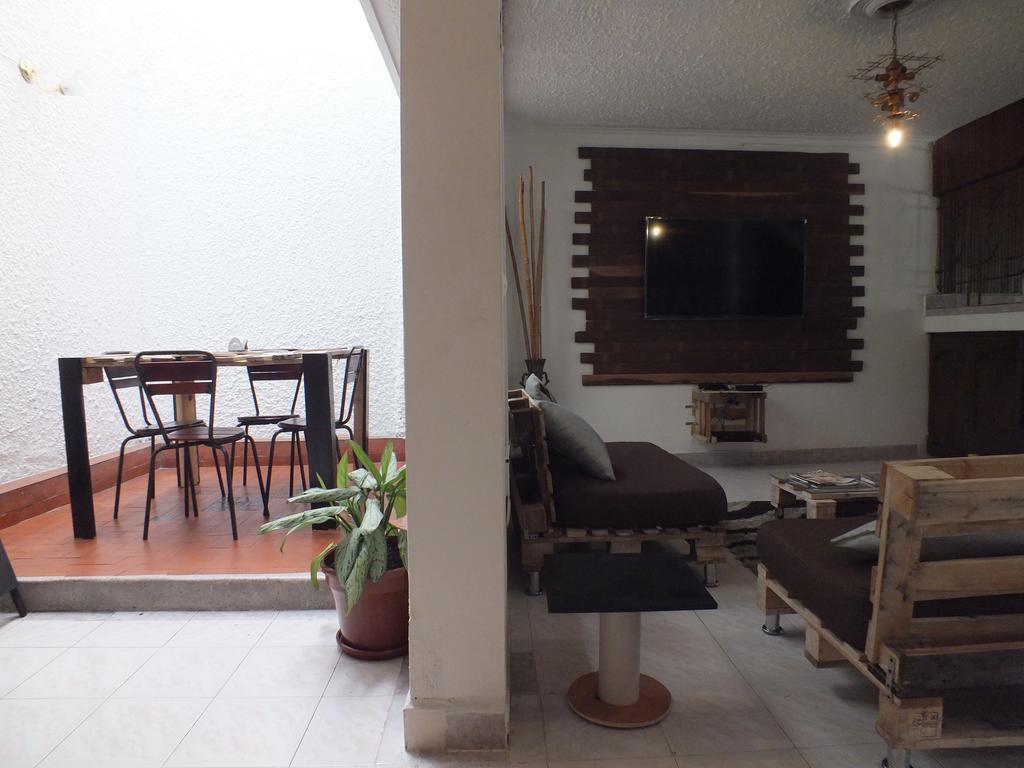 Hostal Casa Paraiso Medellín Extérieur photo