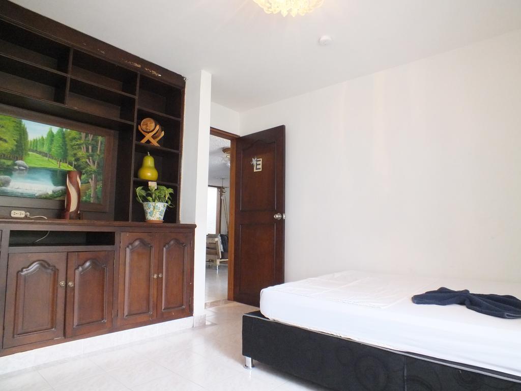 Hostal Casa Paraiso Medellín Chambre photo