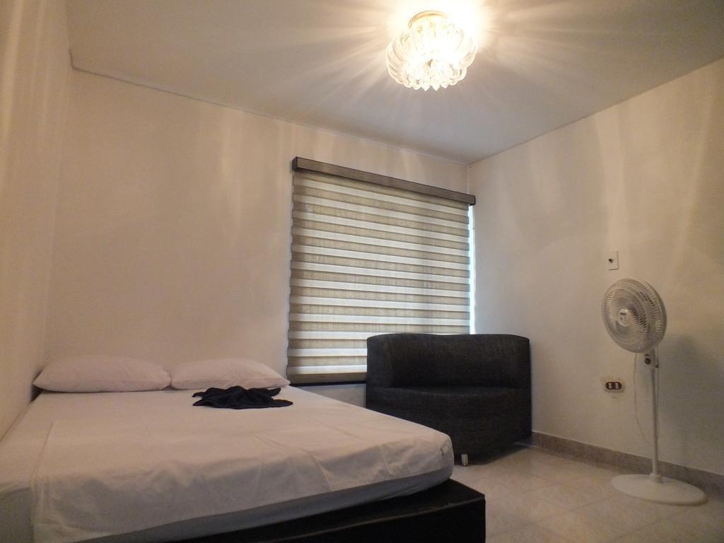 Hostal Casa Paraiso Medellín Chambre photo